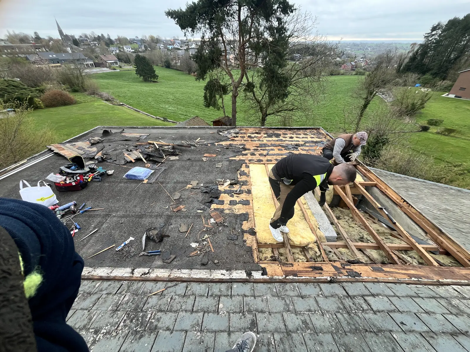 Toiture en cours de travaux d'étanchéité — Richard Toitures, couvreur à Larçay