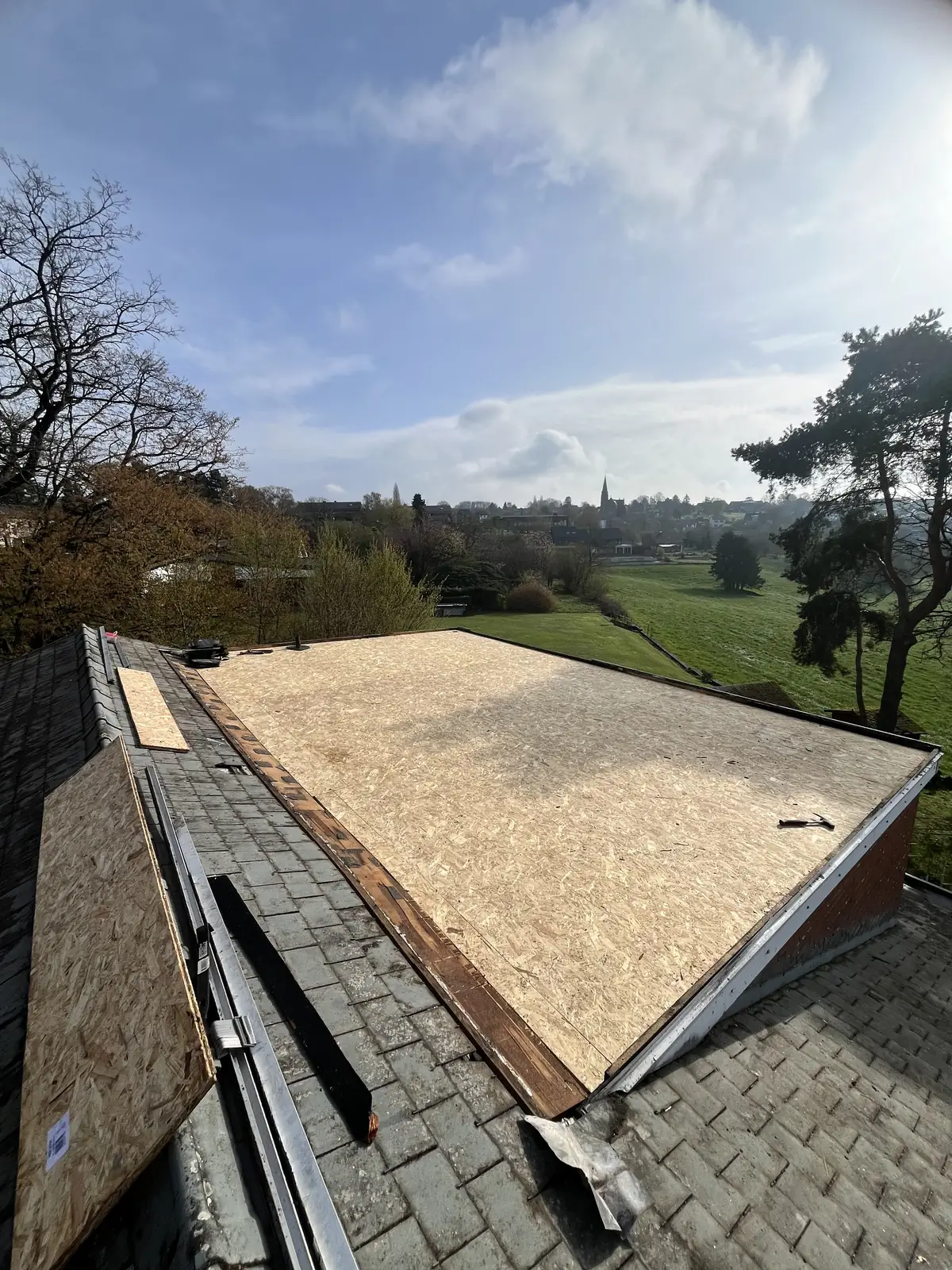 Chantier de toiture en cours — Richard Toitures, couvreur à Fondettes